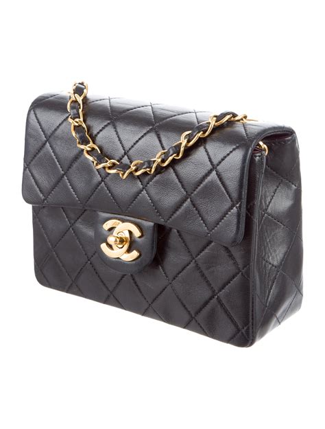 chanel classic mini square flap bag